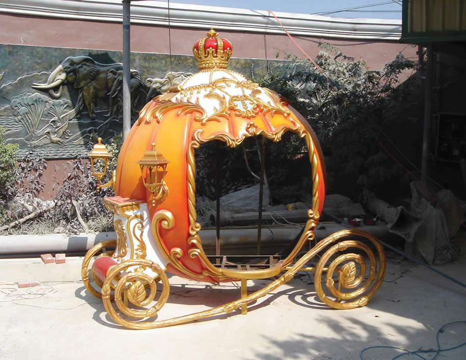 <u>GRP cartoon sculpture</u>